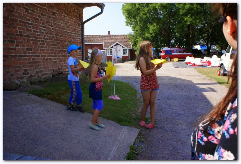 802x537 pixels (81K)